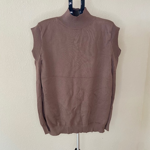 NWOT Maternity Casual Slit Half Turtleneck Sweater - Picture 7 of 7